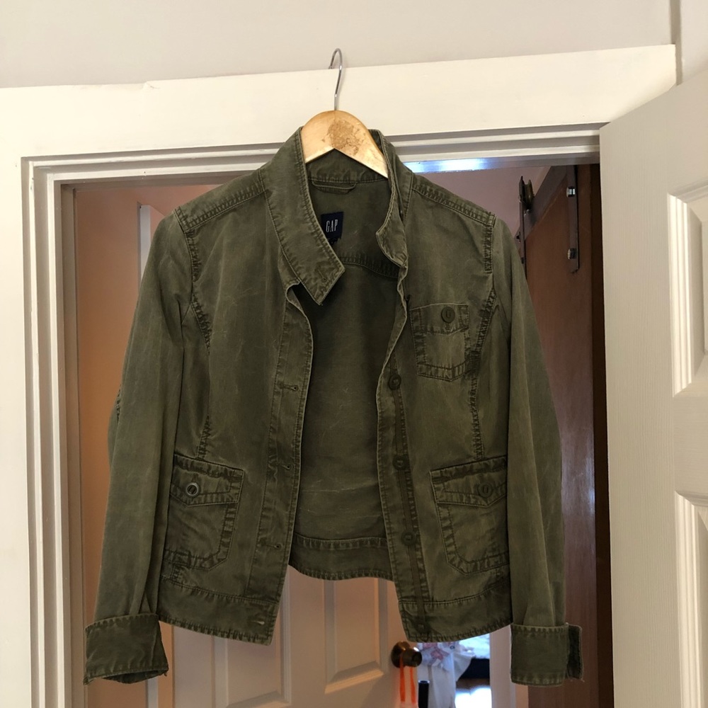 Olive green cropped jacket/blazer